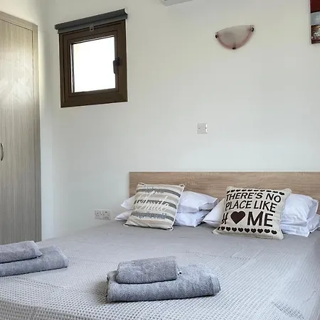 Merab Holidays - K13 *