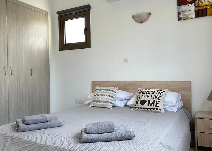 Merab Holidays - K13 *