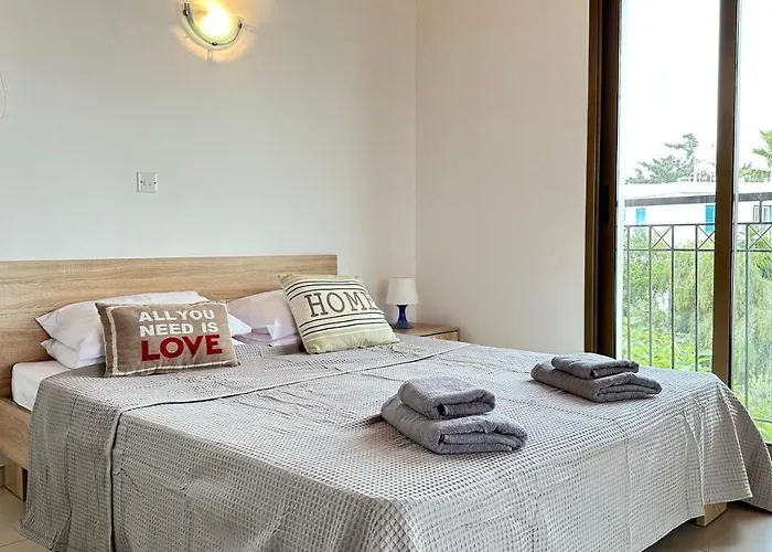 Merab Holidays - K13 Vila